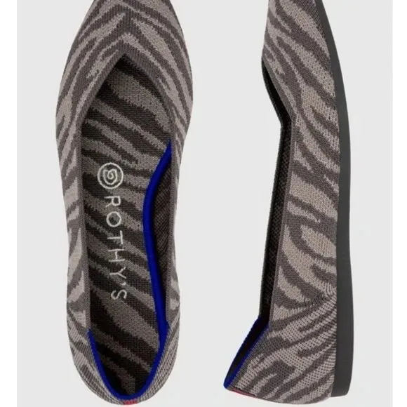 NWT Rothy’s  The Point – Grey Zebra Flat Shoes size 6