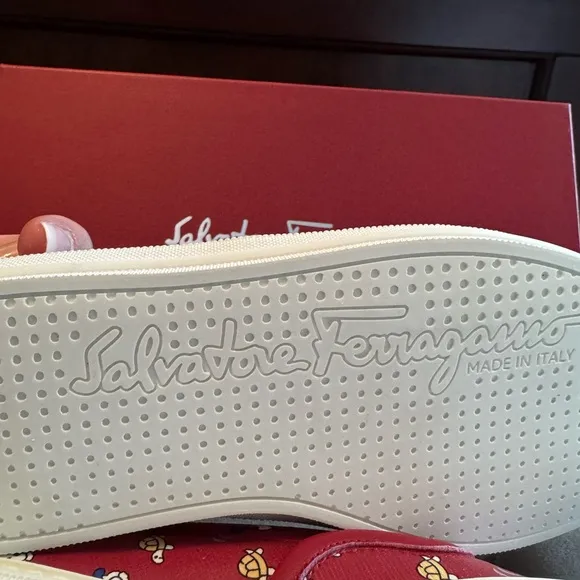 NWT Salvatore Ferragamo Kids Slip-On Sneakers