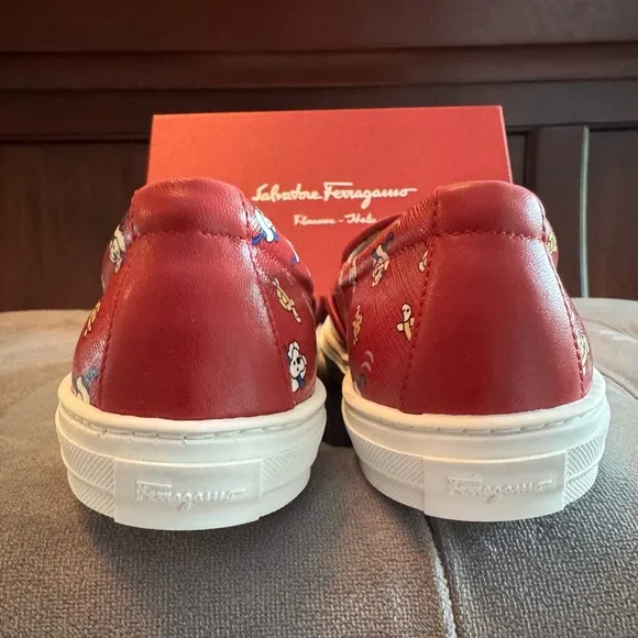 NWT Salvatore Ferragamo Kids Slip-On Sneakers