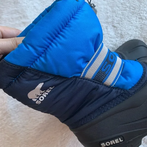 NWT Sorel Youth Waterproof Snow Boots 9​