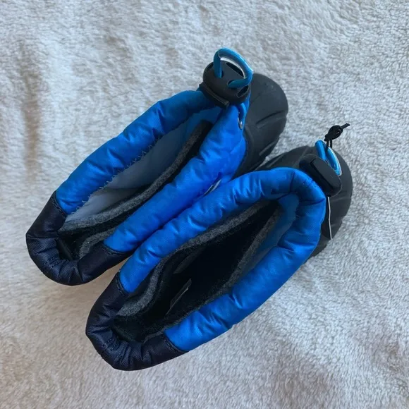 NWT Sorel Youth Waterproof Snow Boots 9​