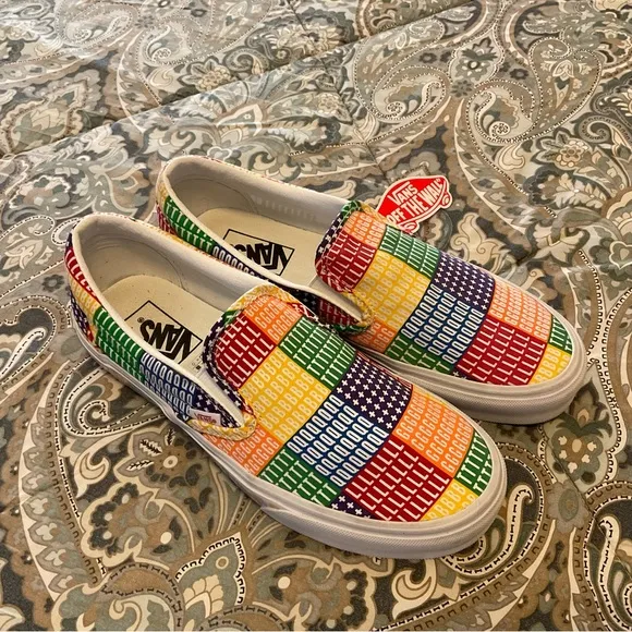 NWT Vans PRIDE Classic Slip On Sneakers Mens 7.5 Women’s 9