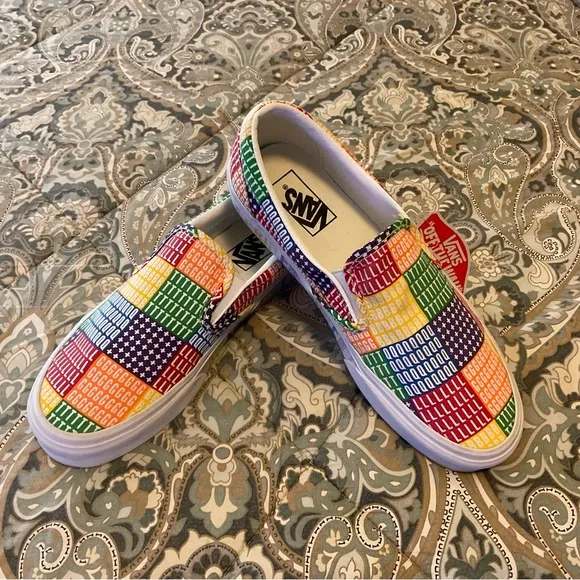 NWT Vans PRIDE Classic Slip On Sneakers Mens 7.5 Women’s 9
