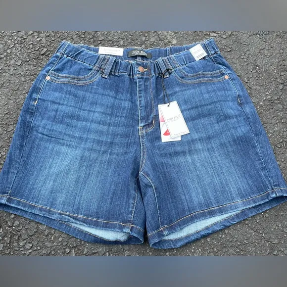 NWT Women’s Judy Blue High Waist Light Denim Wash Jeans Size 1XL