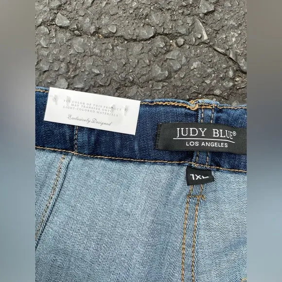 NWT Women’s Judy Blue High Waist Light Denim Wash Jeans Size 1XL