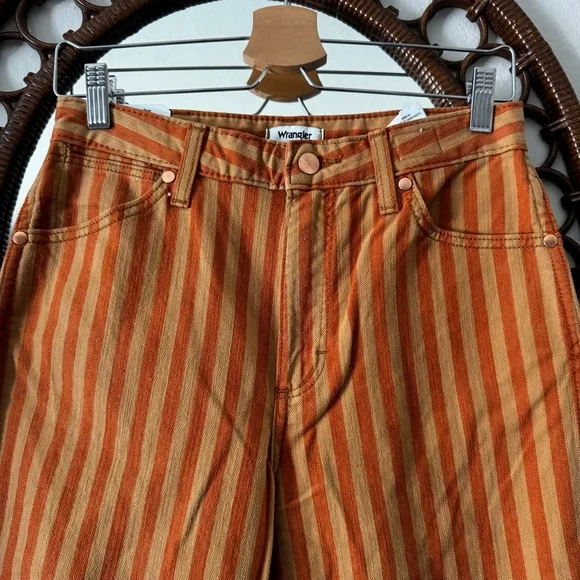 NWT Wrangler Wanderer 622 Festival HighRise Flare Jeans Orange Stripe Size 27