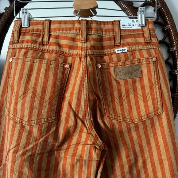 NWT Wrangler Wanderer 622 Festival HighRise Flare Jeans Orange Stripe Size 27