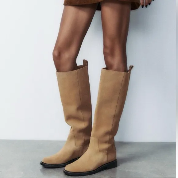 NWT ZARA 100% COW LEATHER SUEDE  BOOTS SIZE 10🚨PRICE FIXED NON DISCOUNT