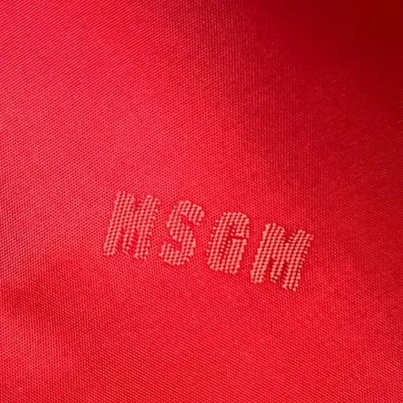 NWT❤️MSGM ❤️Red ALL OVER MSGM LOGO satin ruffle button dress