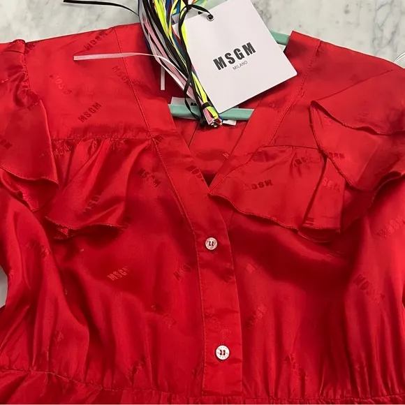 NWT❤️MSGM ❤️Red ALL OVER MSGM LOGO satin ruffle button dress