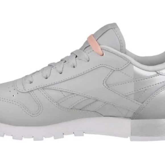 NWT Women’s Reebok Leather Matte Shine Pack Gray Silver AR3072  - 8.5