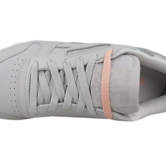 NWT Women’s Reebok Leather Matte Shine Pack Gray Silver AR3072  - 8.5