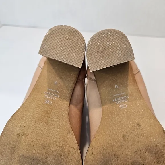Oasis Society Boots Women's Size 9 Tan Leather High Heel Slip On Pointed Toe