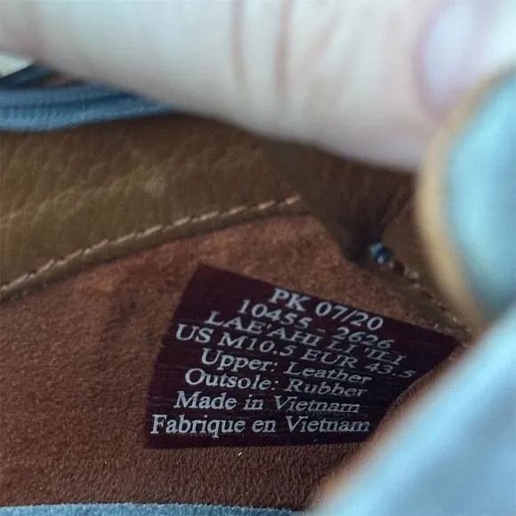 OluKai Men's Leather Sneakers Stone Size 10.5 Casual Convertible Design