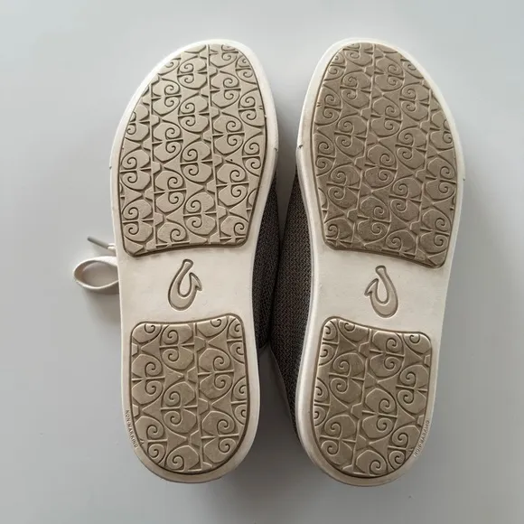 OluKai Pehuea Li-Sneakers-Slip on-Casual-Tapa-Women’s Size 8
