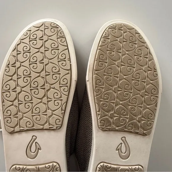 OluKai Pehuea Li-Sneakers-Slip on-Casual-Tapa-Women’s Size 8