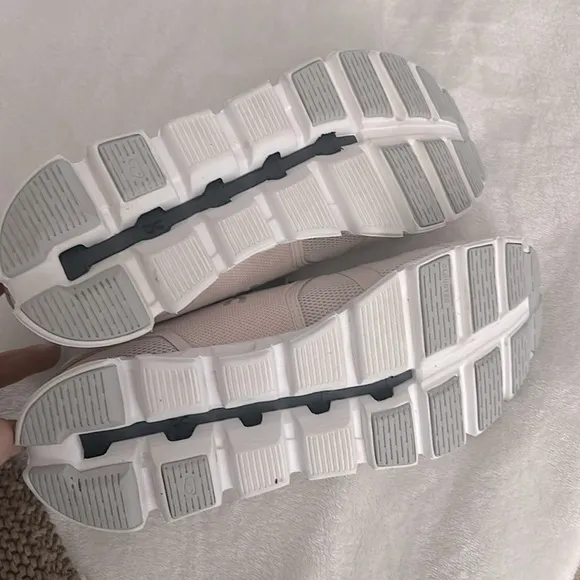 On Cloud 5 Sneakers