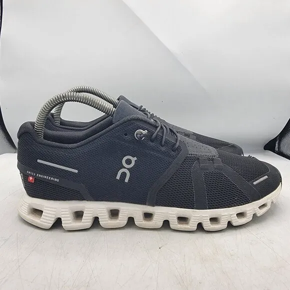 On Cloud 5 Womens 8 Black Shoes Athletic Outdoors Walking Lightweight Running