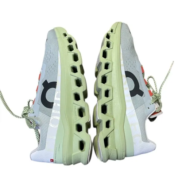 On Cloud CloudMonster Comfort Running Shoes Sneakers Green Women's Size 8.5