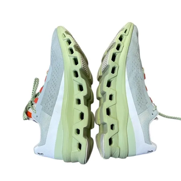 On Cloud CloudMonster Comfort Running Shoes Sneakers Green Women's Size 8.5