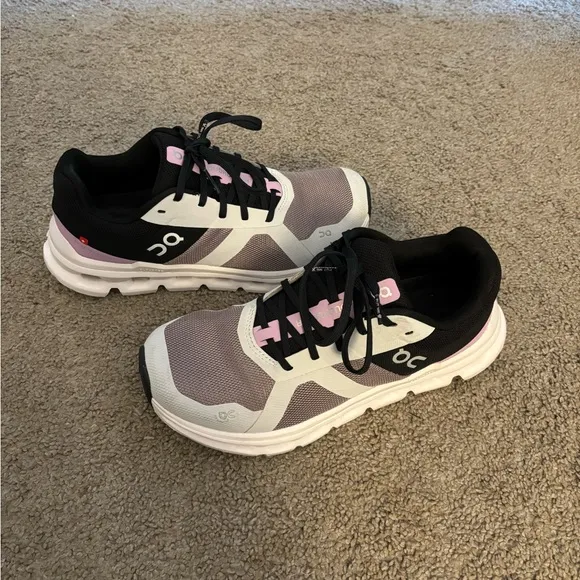 On CloudRunner Training Sneakers