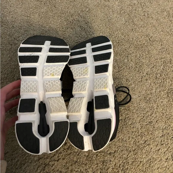 On CloudRunner Training Sneakers