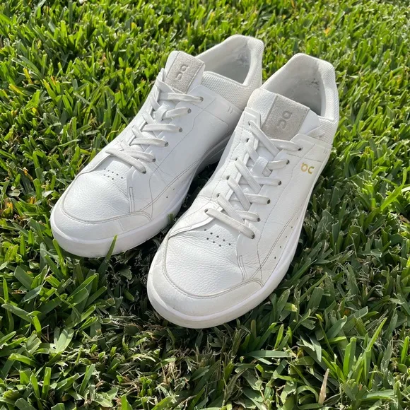 ON CLOUD🔴The Roger Centre Court Tennis Sneakers men’s size 9.5 fits women 11