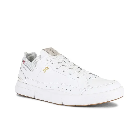 ON CLOUD🔴The Roger Centre Court Tennis Sneakers men’s size 9.5 fits women 11