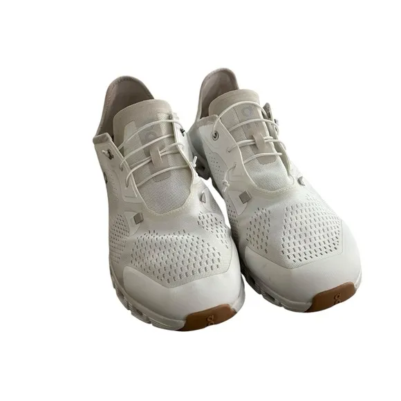 On Running Cloud 5 White and Pearl Man Sneakers Size 12