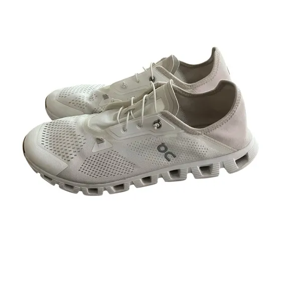 On Running Cloud 5 White and Pearl Man Sneakers Size 12