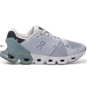 ON Running Cloudflyer 4 Sneakers size 9