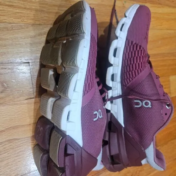 On Running Cloudflyer Magenta Mulberry Athletic Running Shoes Womens 7.5
