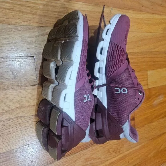 On Running Cloudflyer Magenta Mulberry Athletic Running Shoes Womens 7.5