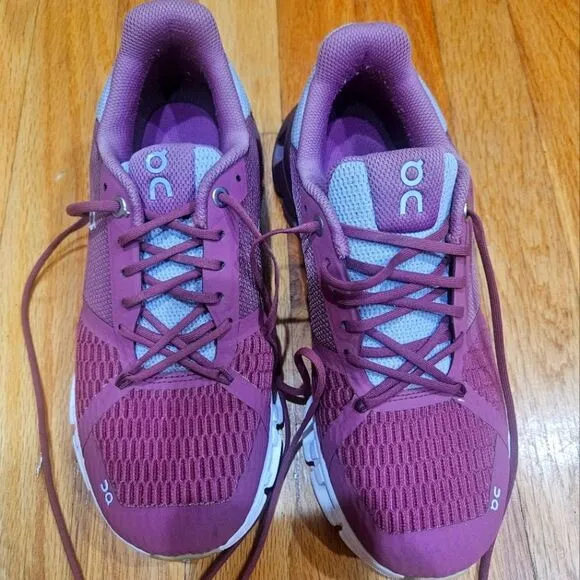 On Running Cloudflyer Magenta Mulberry Athletic Running Shoes Womens 7.5