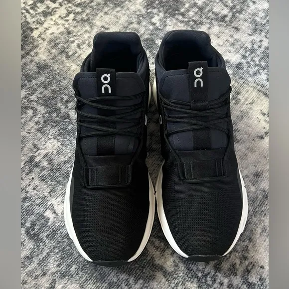 On Running Cloudnova Sneakers