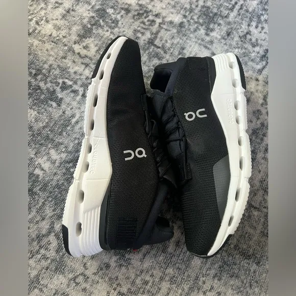 On Running Cloudnova Sneakers