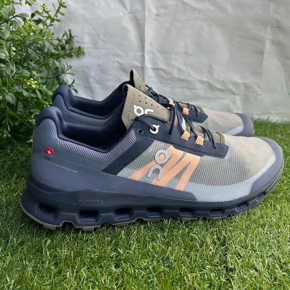On Running CloudvistaMidnight/Olive- men size 11 NEW