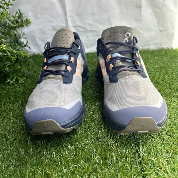 On Running CloudvistaMidnight/Olive- men size 11 NEW
