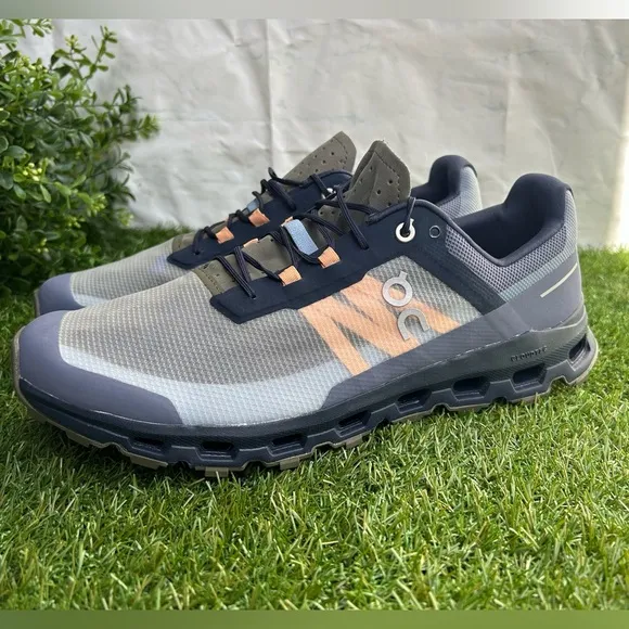 On Running CloudvistaMidnight/Olive- men size 11 NEW