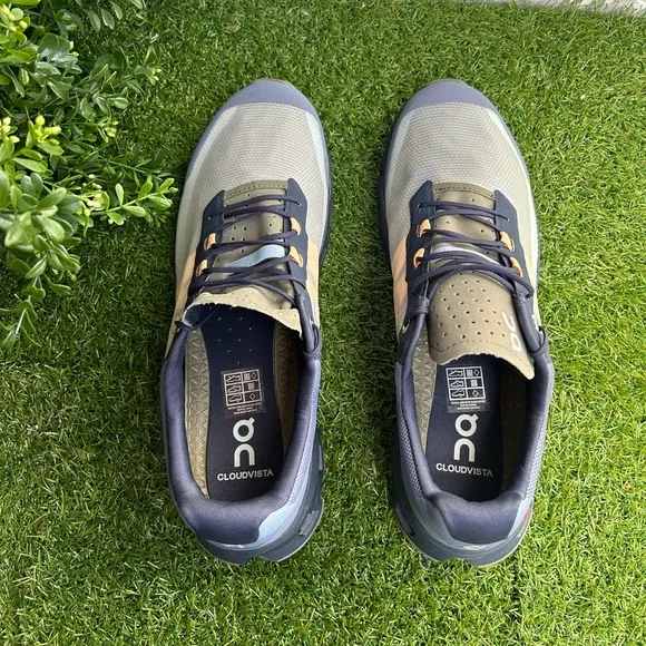 On Running CloudvistaMidnight/Olive- men size 11 NEW