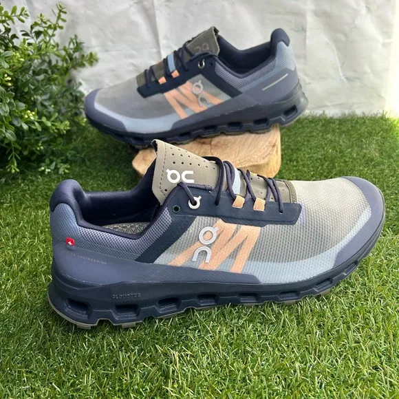 On Running CloudvistaMidnight/Olive- men size 11 NEW