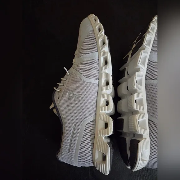 On Running Walking Sneakers Men Size 11 Cloud 5