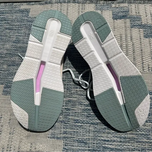 On Womens Cloudeasy Fawn Surf Running Shoes Sneakers Size 10