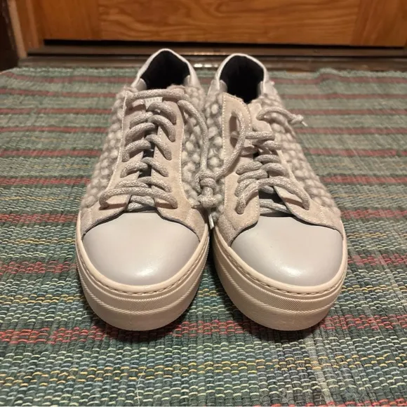 P448 Womens White Thea Bubble Toe Sneakers Shoes 43/12 NWOB Wool