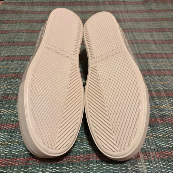 P448 Womens White Thea Bubble Toe Sneakers Shoes 43/12 NWOB Wool
