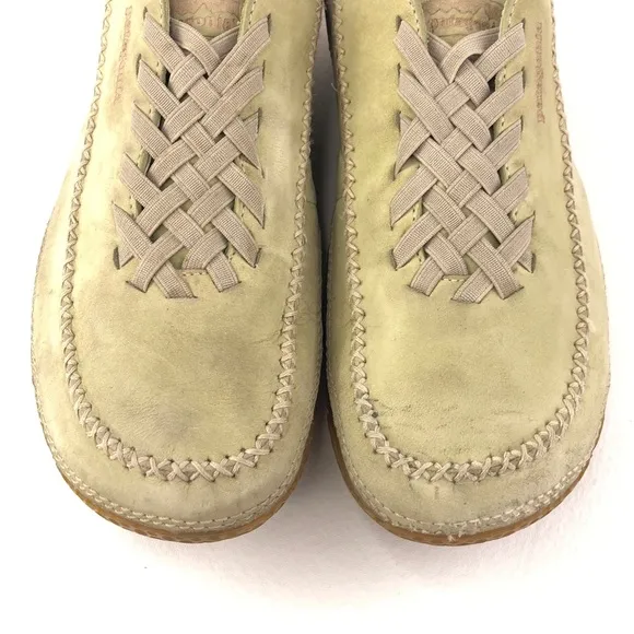 Patagonia Rimu Taupe Leather Slip on Moccasin Boots 10.5