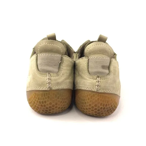 Patagonia Rimu Taupe Leather Slip on Moccasin Boots 10.5