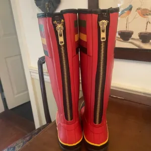 Pendleton Red and Green Winter Boots with Zippers 8 NWOT