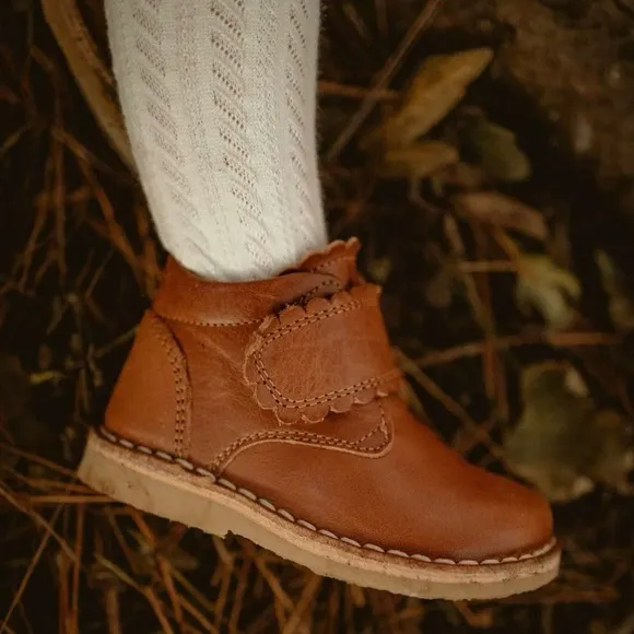 PETIT NORD NWOT Scallop Velcro Leather Cognac Heirloom Toddler Boots EU 19/US 4
