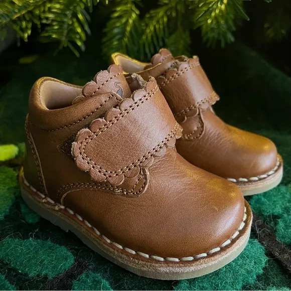 PETIT NORD NWOT Scallop Velcro Leather Cognac Heirloom Toddler Boots EU 19/US 4